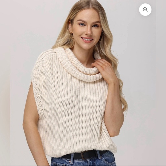 Women’s 525 America Cate Sleeveless Turtleneck Sweater Size Medium in Cream - Picture 1 of 7